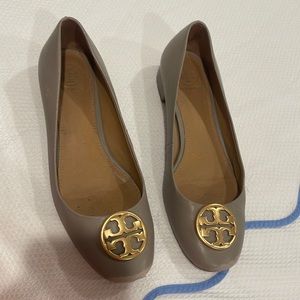 Gently used Tory Burch heeled flats
